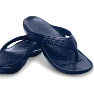 NEW LISTING! EUC BAJA FLIP FLOP CROCS